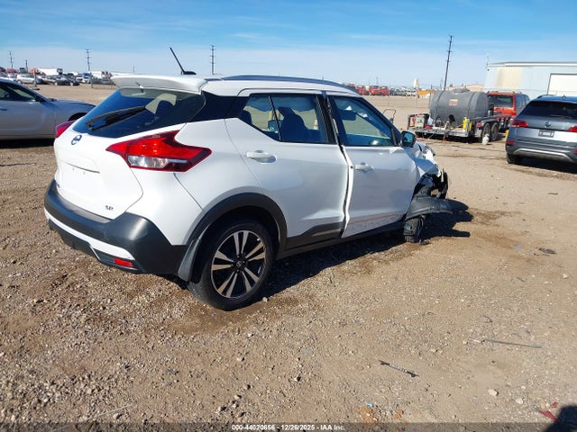 3N1CP5CU4KL513572 Nissan KICKS SR