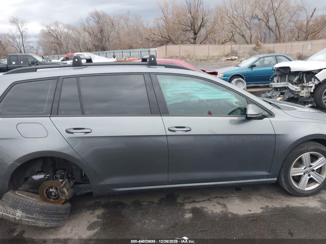 3VWD17AU7JM752380 Volkswagen Golf Sportwagen Tsi S/tsi Se