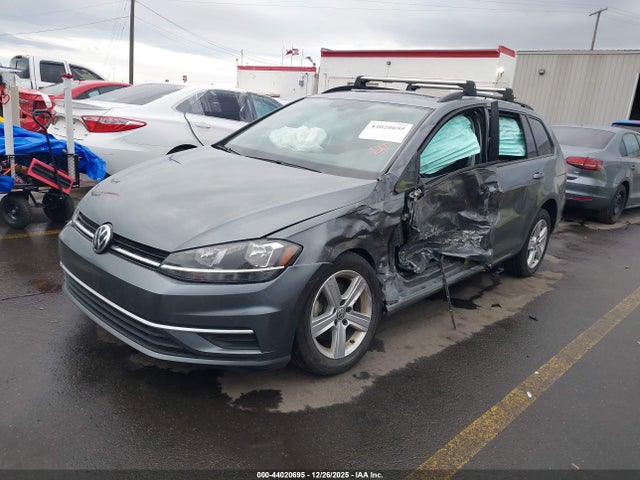 2018 VOLKSWAGEN GOLF SPORTWAGEN 3VWD17AU7JM752380 Photo 1