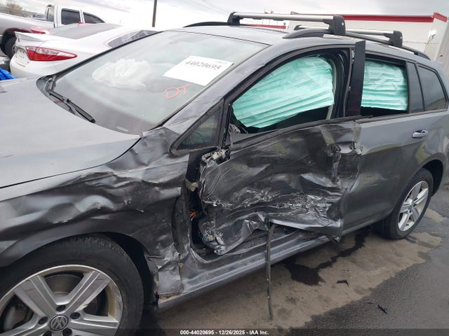 2018 VOLKSWAGEN GOLF SPORTWAGEN 3VWD17AU7JM752380 Photo 5