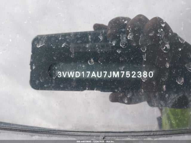 2018 VOLKSWAGEN GOLF SPORTWAGEN 3VWD17AU7JM752380 Photo 8