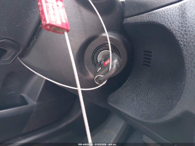 2T1BURHE5GC611238 Toyota COROLLA LE