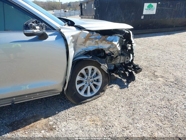 Toyota Grand Highlander Xle 2024 5TDAAAA50RS006859 Image 21