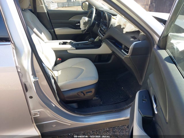 Toyota Grand Highlander Xle 2024 5TDAAAA50RS006859 Image 5