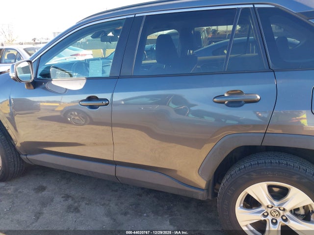 Toyota Rav4 Xle 2021 2T3W1RFV8MC143988 Image 14