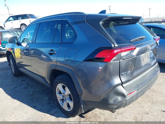 Toyota Rav4 Xle 2021 2T3W1RFV8MC143988 Image 3