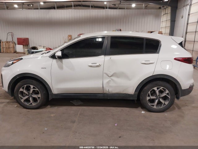 2020 Kia Sportage Lx მანქანა იყიდება აუქციონზე, vin: KNDPMCAC0L7712680, აუქციონის ნომერი: 44020788