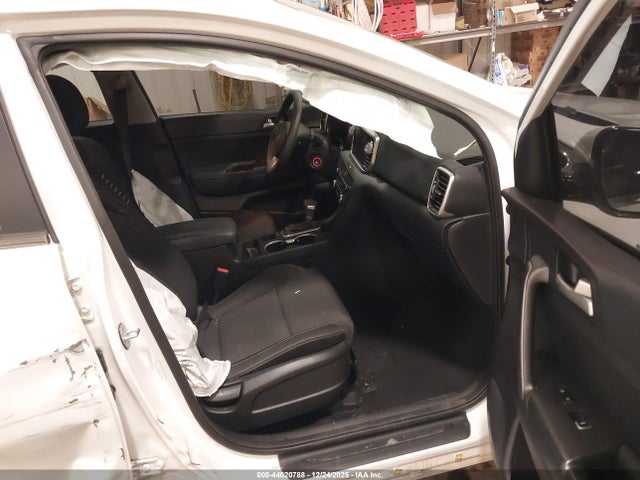 2020 Kia Sportage Lx მანქანა იყიდება აუქციონზე, vin: KNDPMCAC0L7712680, აუქციონის ნომერი: 44020788