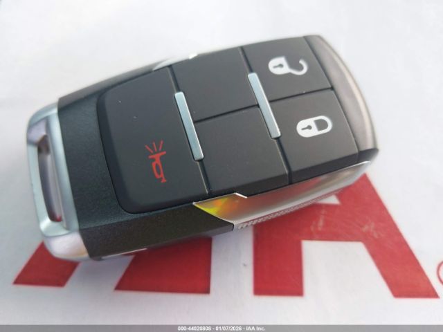 2020 RAM 2500 3C6UR5JL6LG222305 Photo 10