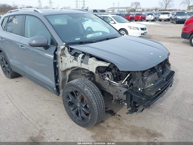 3VVLX7B21NM027035 Volkswagen Taos 1.5t Se