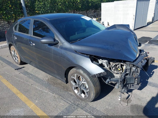 KIA Forte Lxs 2021 3KPF24AD4ME376436 main image