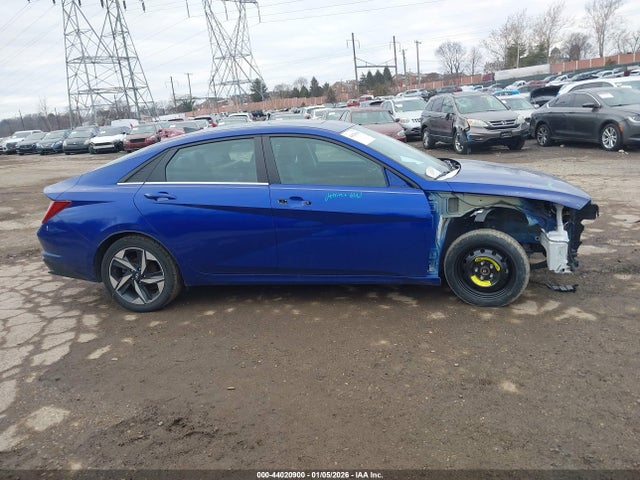 KMHLP4AG9NU229011 Hyundai Elantra Limited