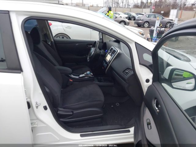 2016 NISSAN LEAF 1N4BZ0CP9GC305731 Photo 4