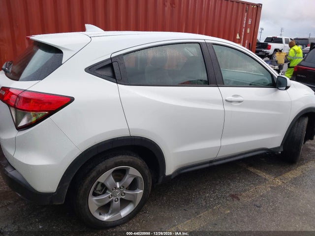 3CZRU5H3XNM710951 Honda Hr-v 2wd Lx