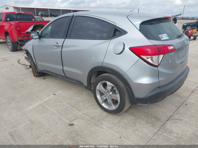 Auction sale of the 2022 Honda Hr-v 2wd Lx, vin: 3CZRU5H34NM708208, lot number: 44021005