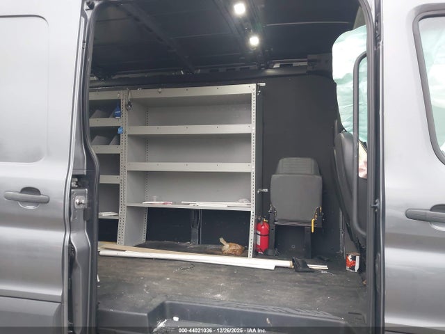 Продаж на аукціоні авто 2023 Ford Transit-250, vin: 1FTBR1C8XPKB84903, номер лоту: 44021036