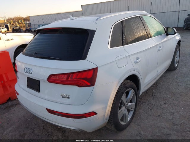 2018 AUDI Q5 WA1BNAFY4J2206015 Photo 3