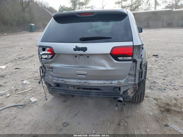 1C4RJFAGXJC332904 Jeep Grand Cherokee Altitude 4x4
