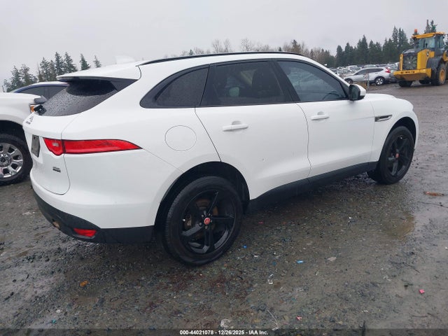 2018 JAGUAR F-PACE SADCJ2FX3JA254599 Photo 3