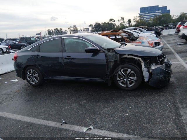 Honda Civic Lx 2018 2HGFC2F58JH603650 Image 14