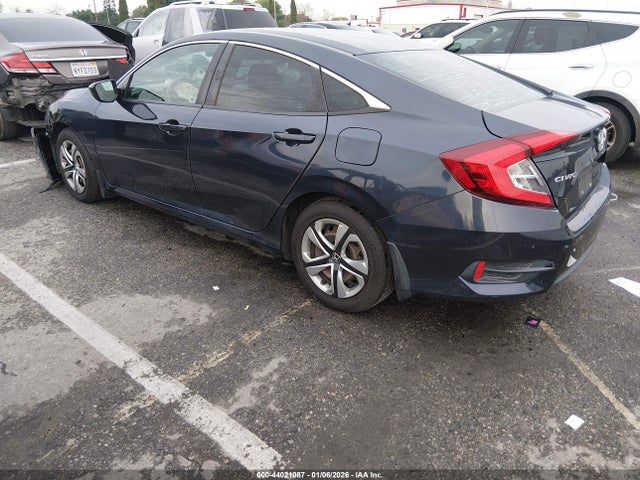 Honda Civic Lx 2018 2HGFC2F58JH603650 Image 3
