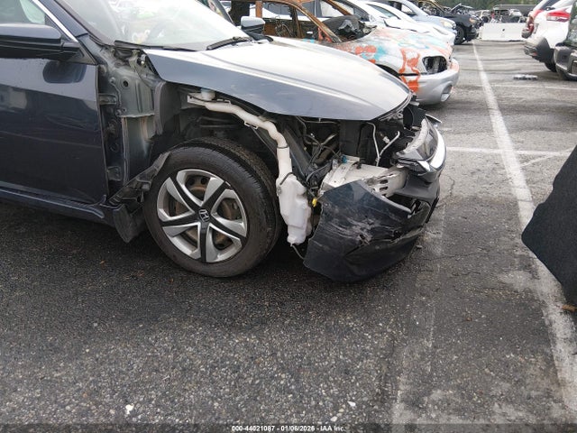 Honda Civic Lx 2018 2HGFC2F58JH603650 Image 6