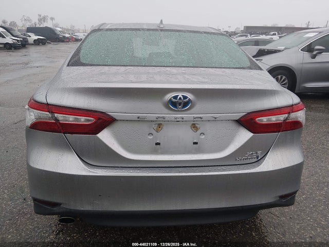 4T1B21HKXJU505807 Toyota Camry Hybrid Xle