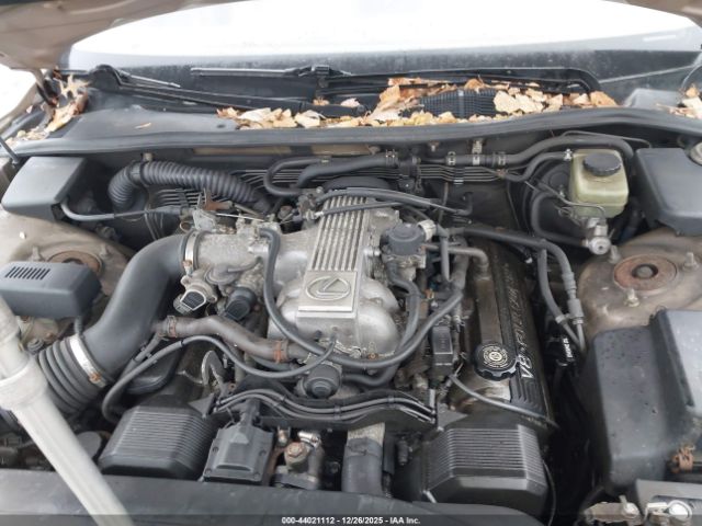 1995 LEXUS LS JT8UF22E3S0026842 Photo 9