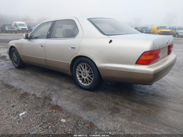 1995 LEXUS LS JT8UF22E3S0026842 Photo 2