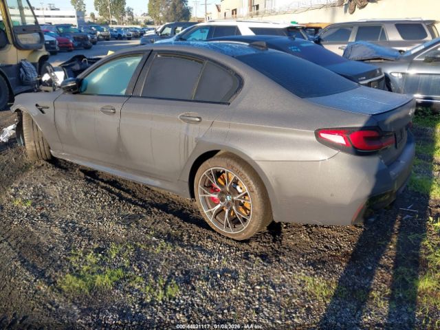 2021 BMW M5 WBS83CH02MCF93537 Photo 2