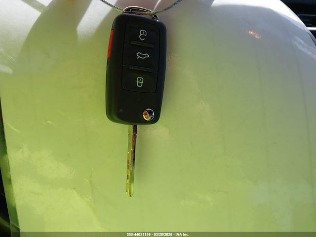 2018 VOLKSWAGEN JETTA 3VWD17AJ9JM238309 Photo 10