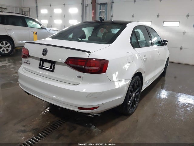 2018 VOLKSWAGEN JETTA 3VWD17AJ9JM238309 Photo 3