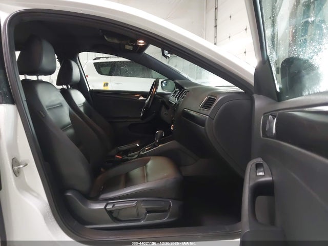 2018 VOLKSWAGEN JETTA 3VWD17AJ9JM238309 Photo 4