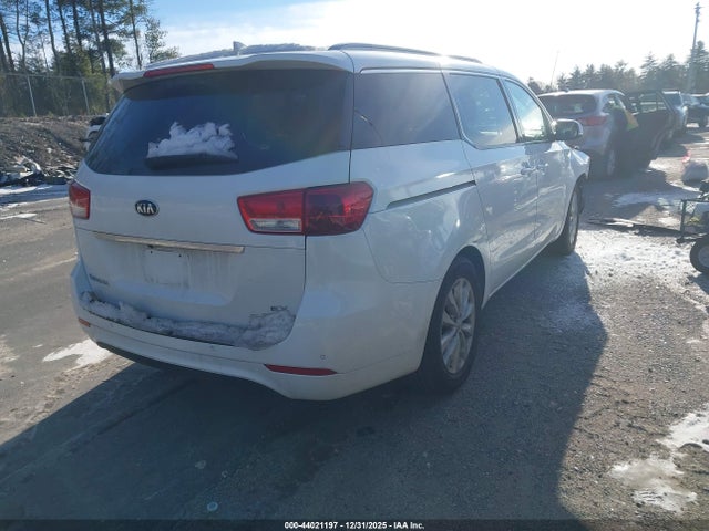 KIA SEDONA EX 2016 KNDMC5C19G6135303 Image 4