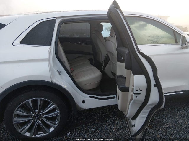 2LMTJ8LP7GBL46511 Lincoln Mkx Reserve