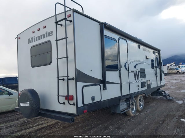 54CTM1R20J3039229 Winnebago Class A