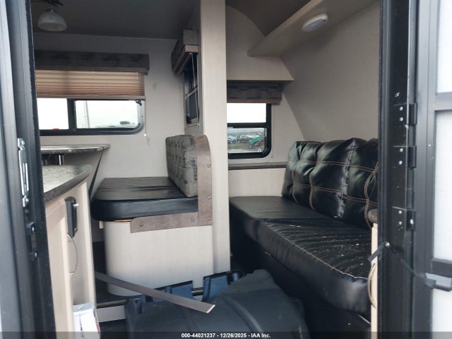 54CTM1R20J3039229 Winnebago Class A