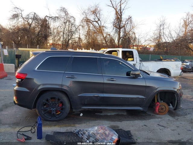 Продаж на аукціоні авто 2015 Jeep Grand Cherokee Srt-8, vin: 1C4RJFDJ5FC626743, номер лоту: 44021248