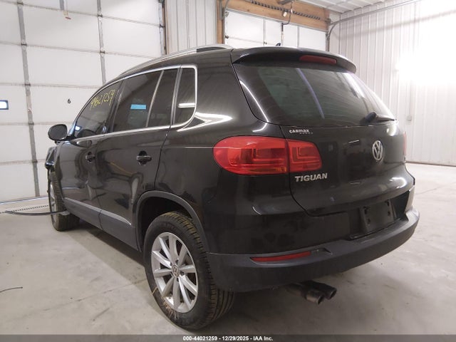 2017 Volkswagen Tiguan 2.0t Wolfsburg Edition მანქანა იყიდება აუქციონზე, vin: WVGSV7AX0HK002549, აუქციონის ნომერი: 44021259