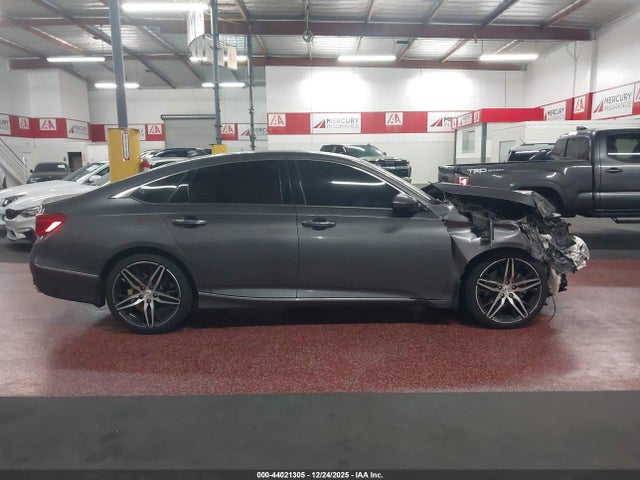 1HGCV2F9XMA033864 Honda Accord Touring