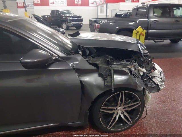 1HGCV2F9XMA033864 Honda Accord Touring
