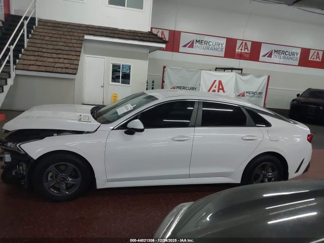 5XXG24J29MG022437 KIA K5 LX
