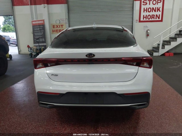 5XXG24J29MG022437 KIA K5 LX