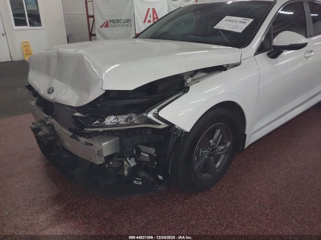 5XXG24J29MG022437 KIA K5 LX