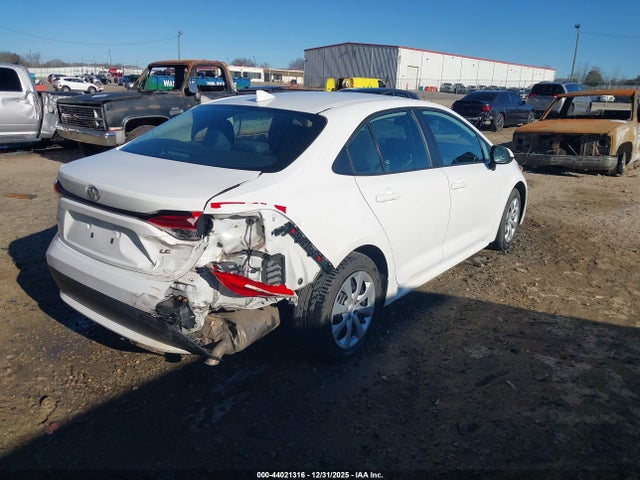 44021316 :رقم المزاد ، 5YFEPMAE5MP187248 vin ، 2021 Toyota Corolla Le مزاد بيع