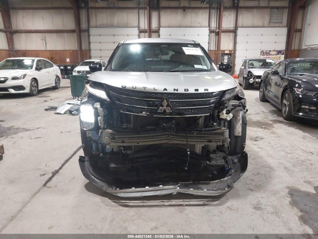 2022 MITSUBISHI OUTLANDER JA4J4UA8XNZ026493 Photo 5