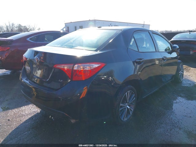 2018 Toyota Corolla Le მანქანა იყიდება აუქციონზე, vin: 2T1BURHE1JC011310, აუქციონის ნომერი: 44021363