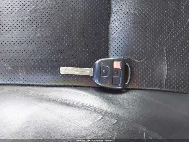 44021384 :رقم المزاد ، JTHED192520039446 vin ، 2002 Lexus Is 300 Sport Cross مزاد بيع