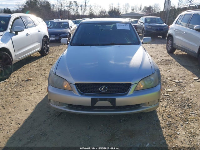 44021384 :رقم المزاد ، JTHED192520039446 vin ، 2002 Lexus Is 300 Sport Cross مزاد بيع