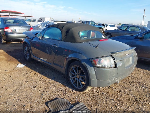 2002 AUDI TT TRUTC28N921038328 Photo 2